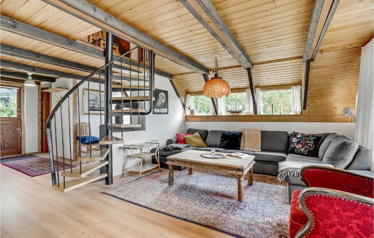Amazing Home In Logstrup With Kitchen Εξωτερικό φωτογραφία