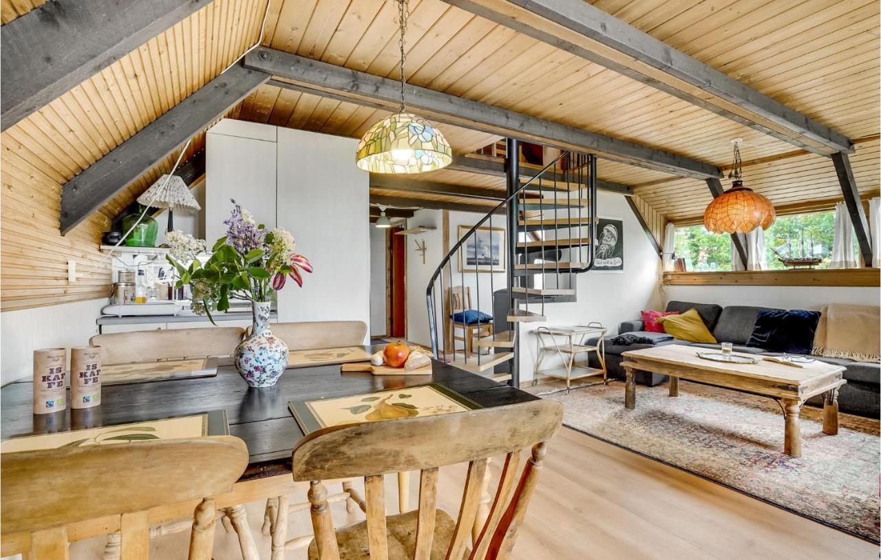 Amazing Home In Logstrup With Kitchen Εξωτερικό φωτογραφία